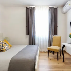 https://centre-apartment-grotte-bianche.sicilyhotelsitaly.net