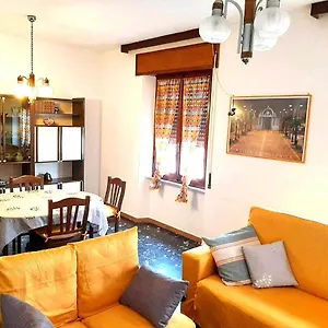 Appartamento Via Roma 44, Follonica