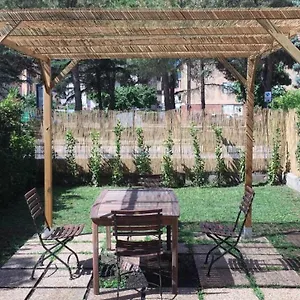 Appartamento Con Giardino A Due Passi Dal Mare, Follonica
