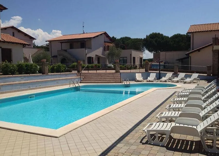 **  Borgo Valmarina Lejlighedshotel Follonica Italien